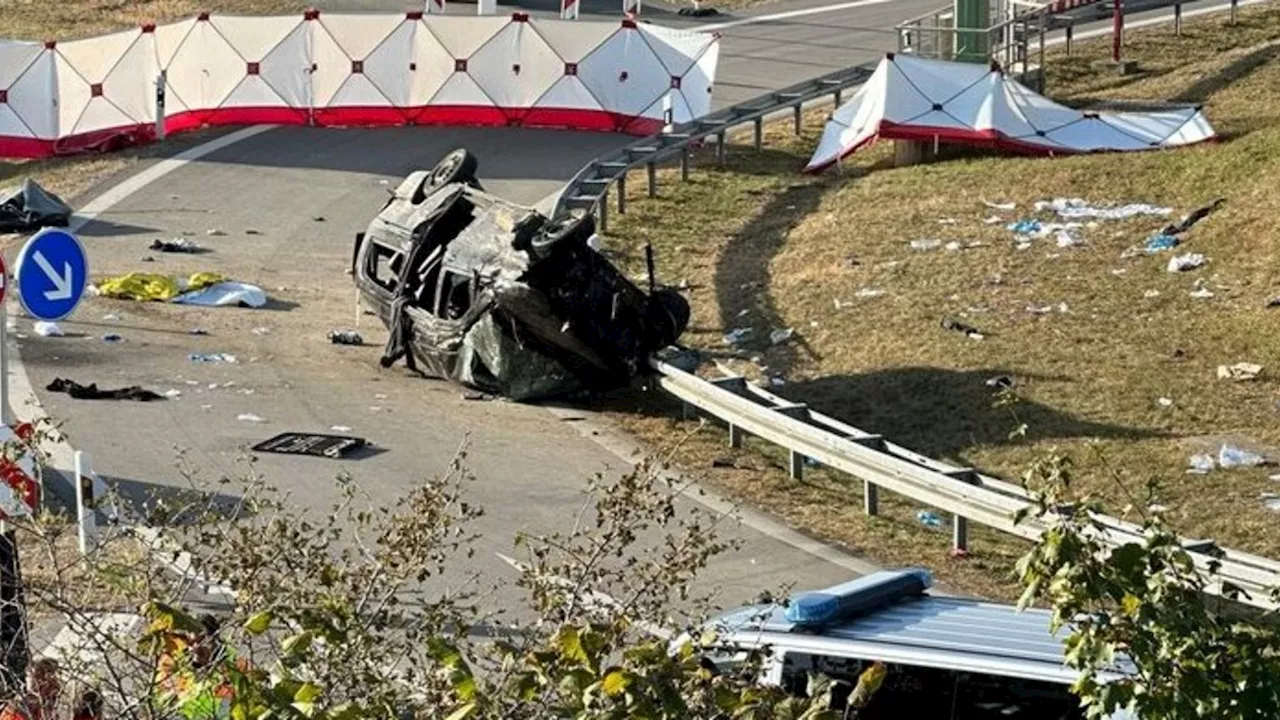 Schlepper flieht vor Polizei: 7 Tote in Bayern