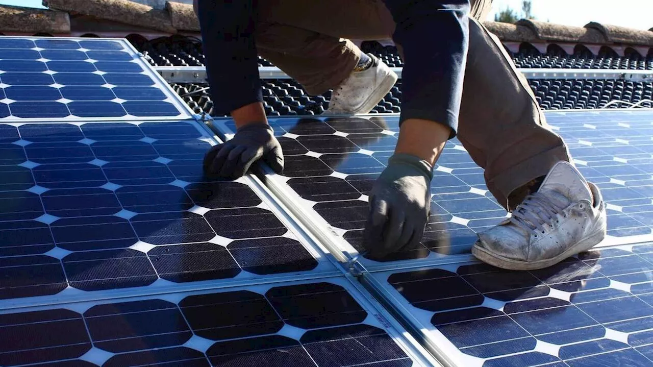 Peut-on installer des panneaux solaires sur une maison située à proximité d’un monument historique ?