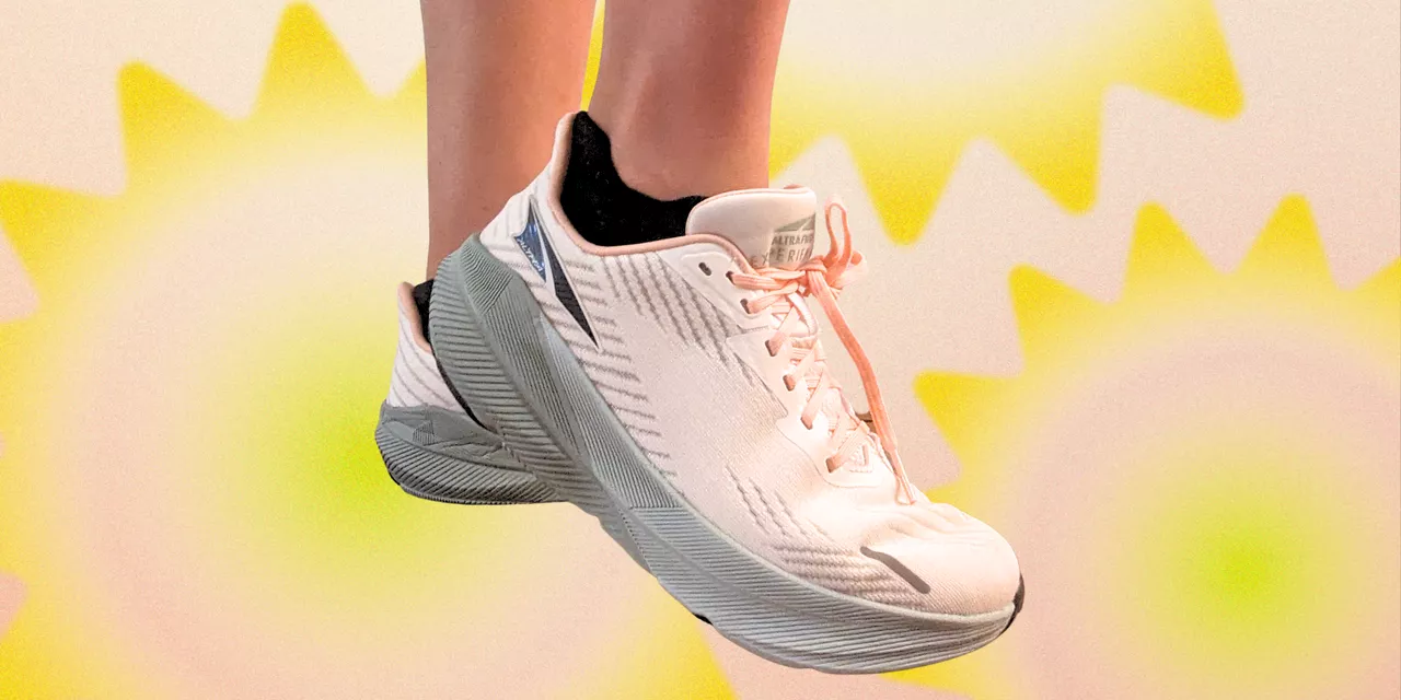 Altra FWD Experience Review: Its First Low-Drop Running Shoe Is a Beginner-Friendly Option