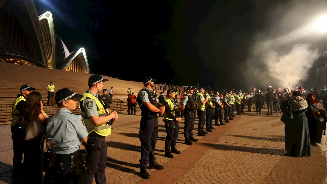 Mark Spiro details NSW Police removing him from Sydney pro-Palestine rally