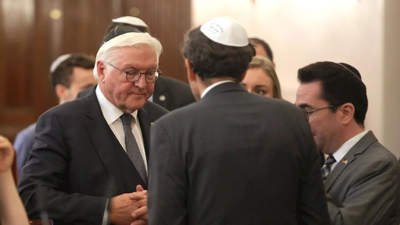 Steinmeier besucht Synagoge: 'Deshalb ist mein Platz heute unter ihnen'