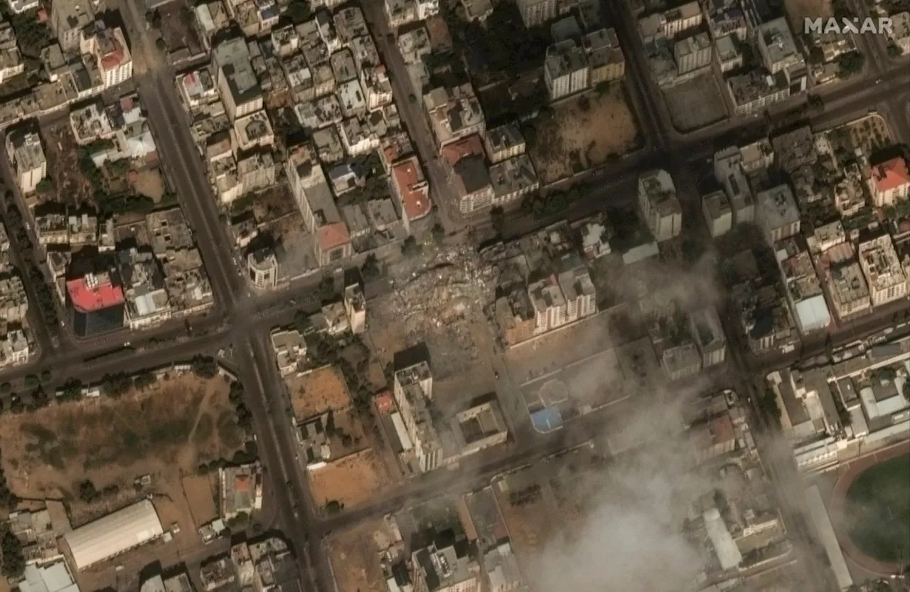 Satellite imagery reveals extent of Gaza destruction as Israeli siege continues