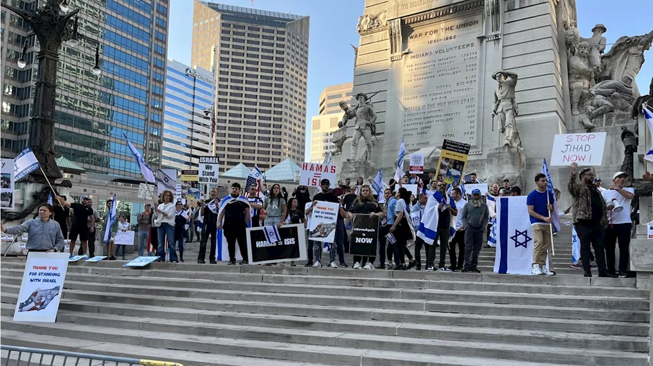 Supporters for Palestine and Israel rally on Monument Circle as the war worsens