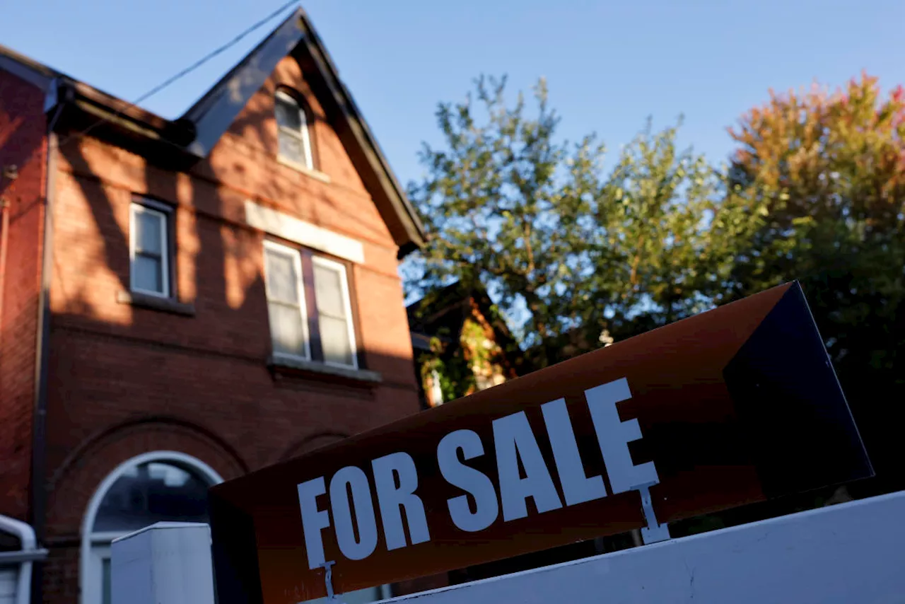 Canada real estate: 2023 sales, price forecast cut amid September slowdown