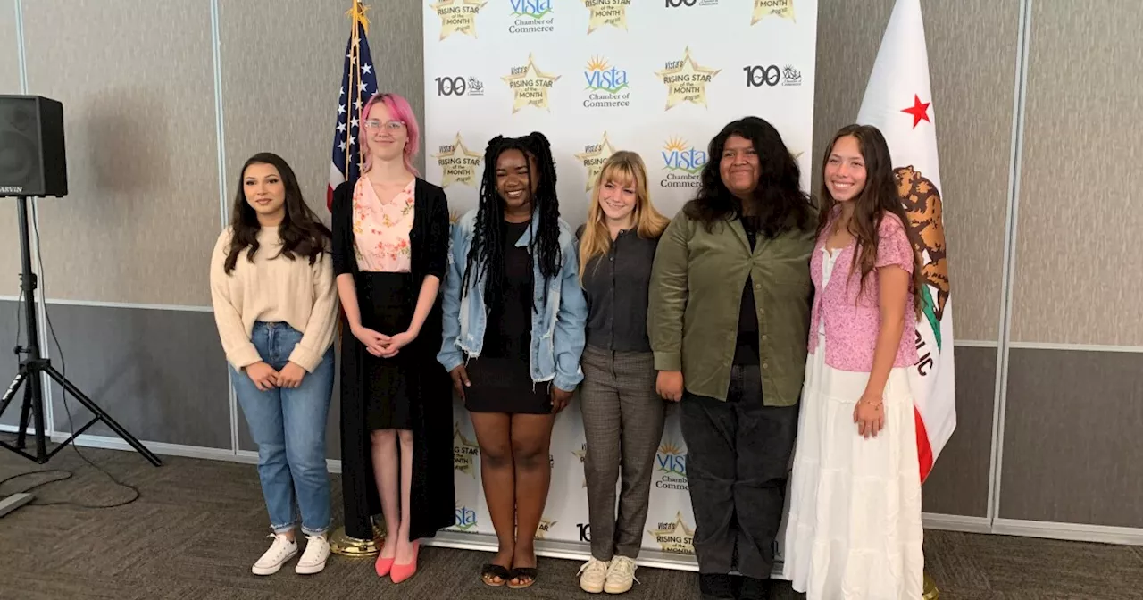 Vista Rising Star breakfast honors inspiring high school students