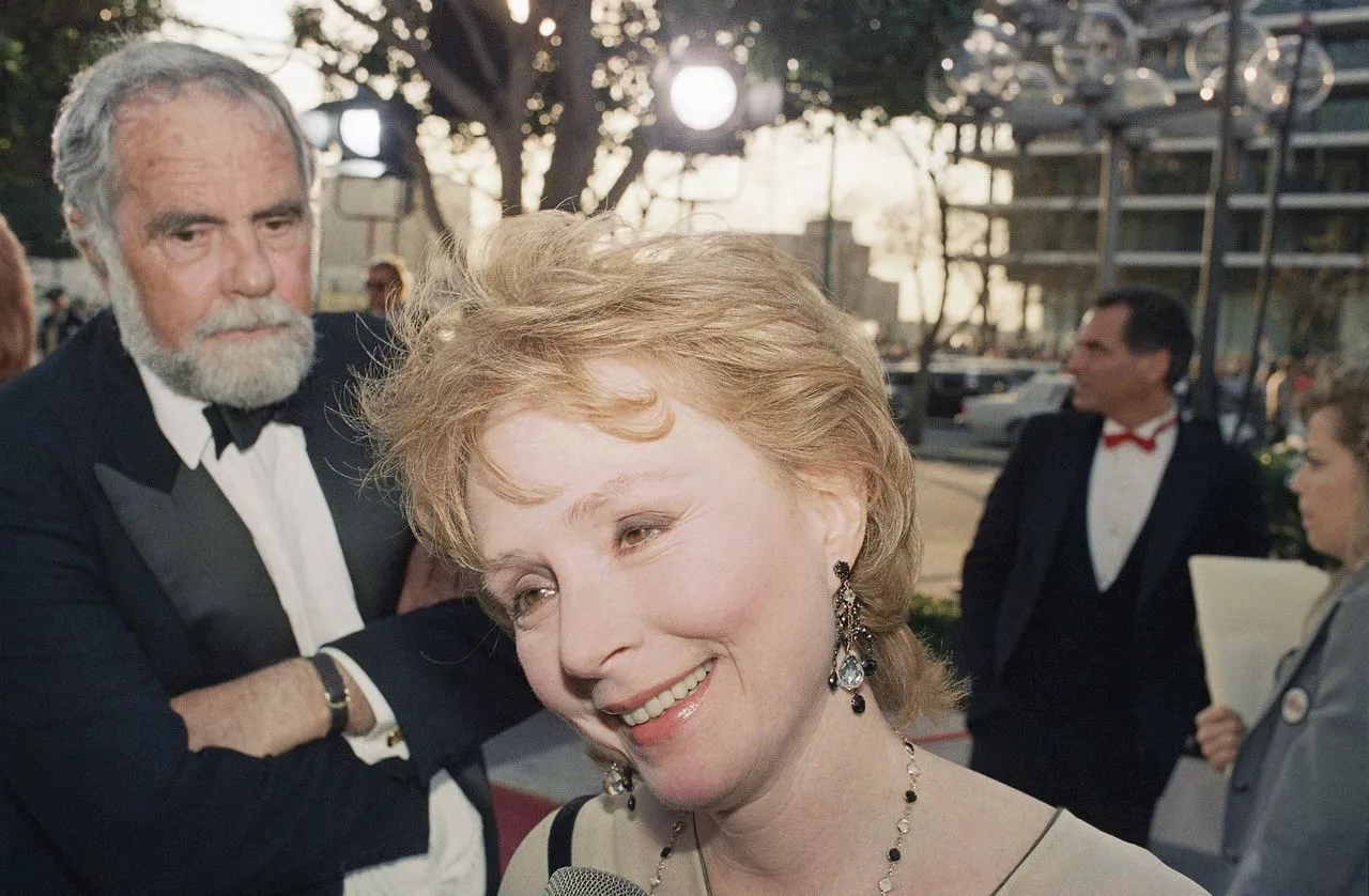 Piper Laurie of ‘Carrie’ and ‘Children of a Lesser God’ dead at 91