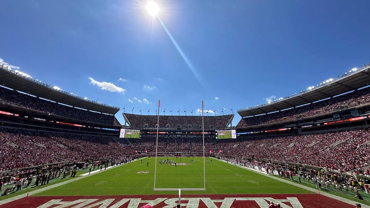 What happened when an eclipse occurred during the Alabama-Arkansas football game?