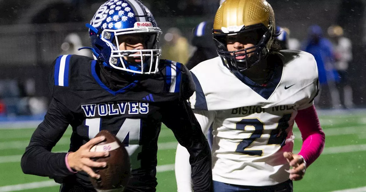 New marks for Mark Rowland punctuate a celebratory night for Boone Grove on its new field