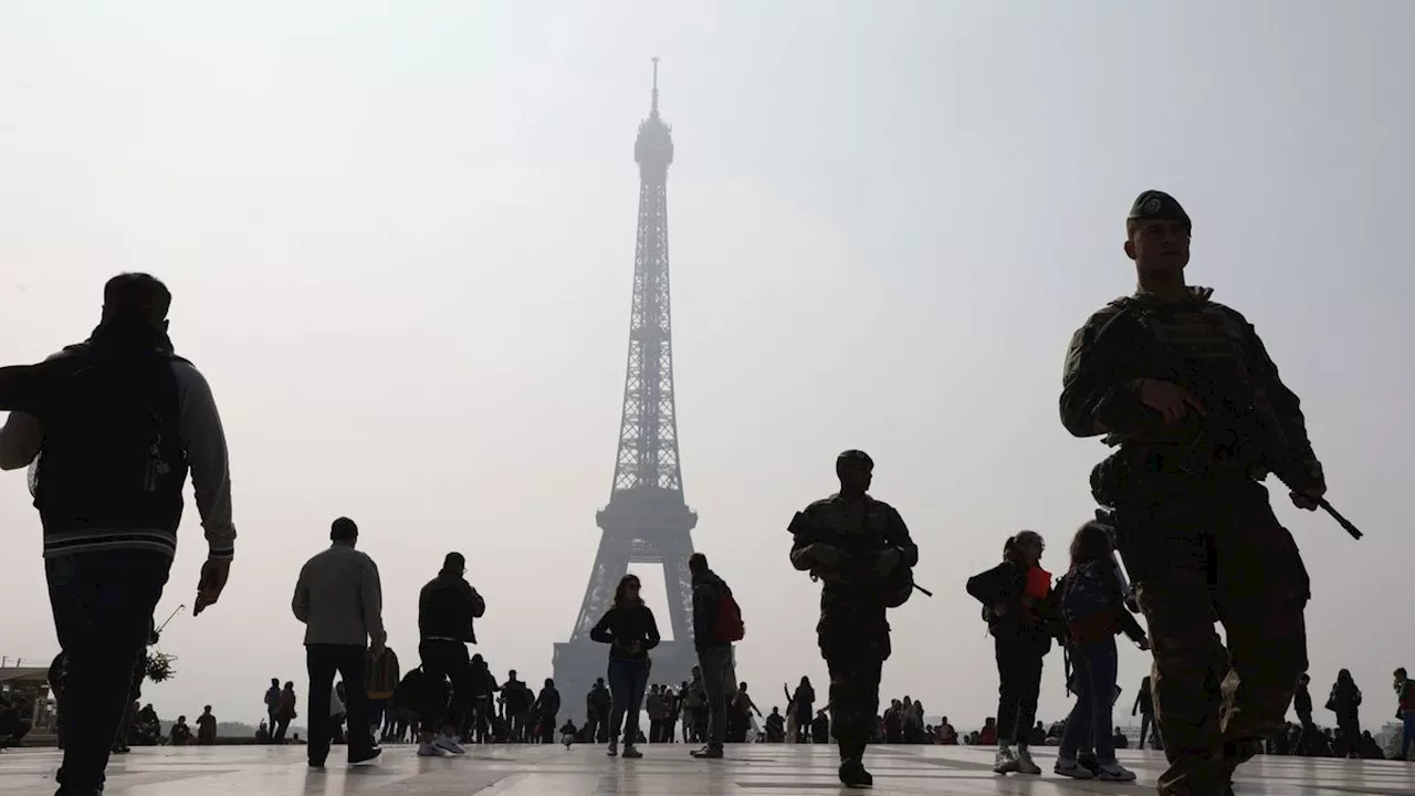 Nach Attentat in Arras: Frankreich mobilisiert 7000 Soldaten für Patrouillen