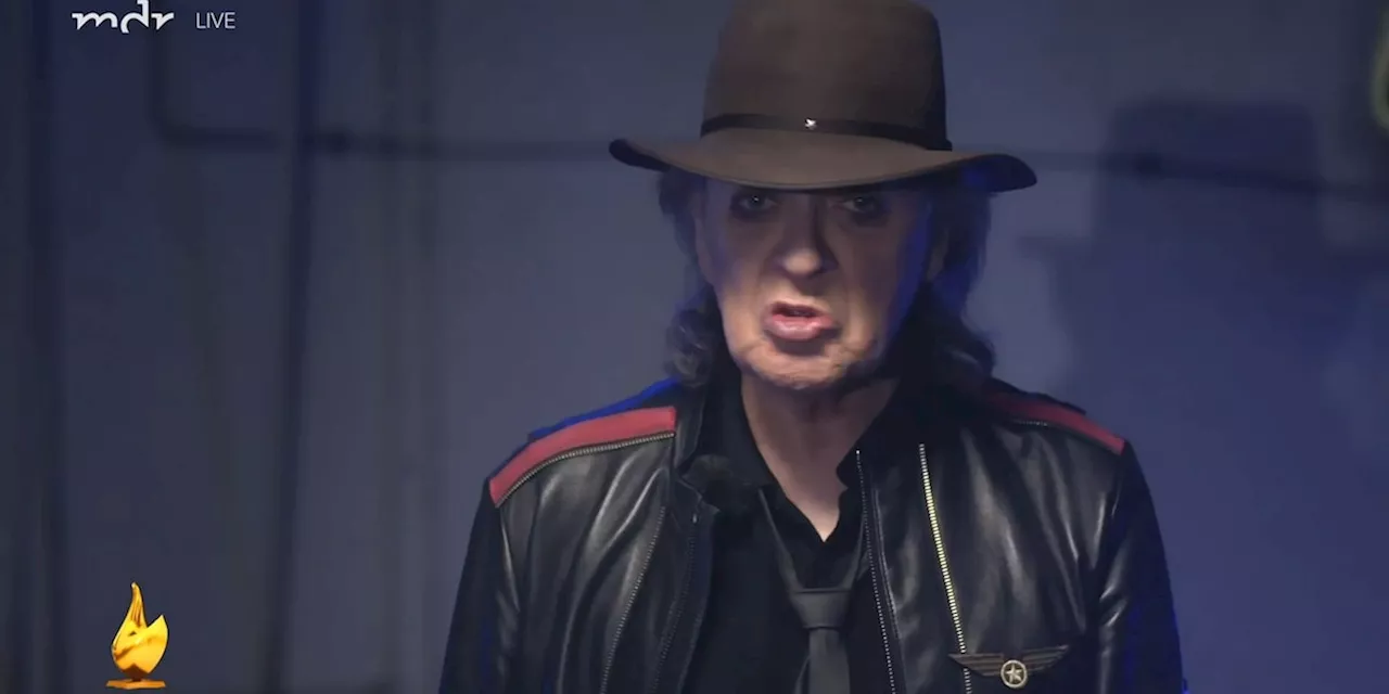 Seltener Moment in Videobotschaft – Udo Lindenberg zieht Brille ab