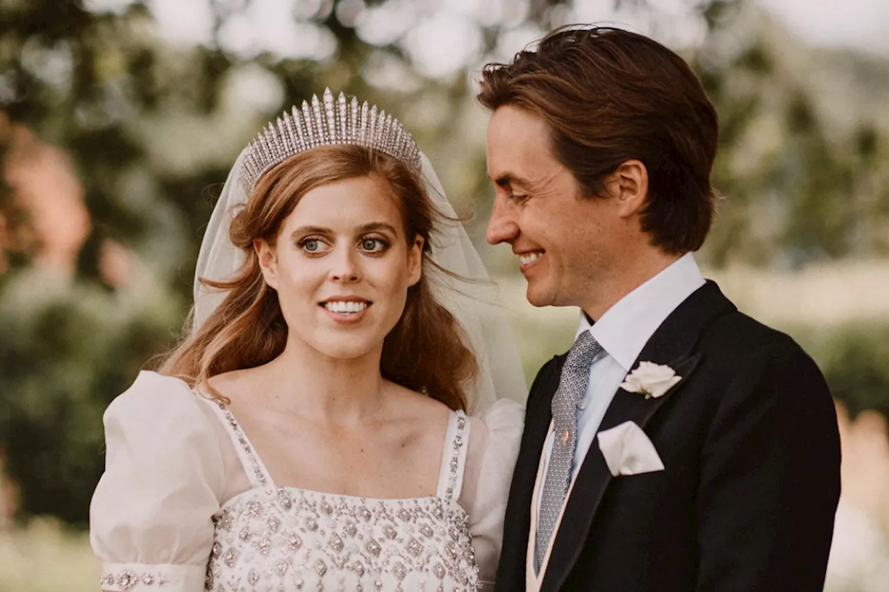 Princess Beatrice is expecting her first child with husband Edoardo Mapelli Mozzi