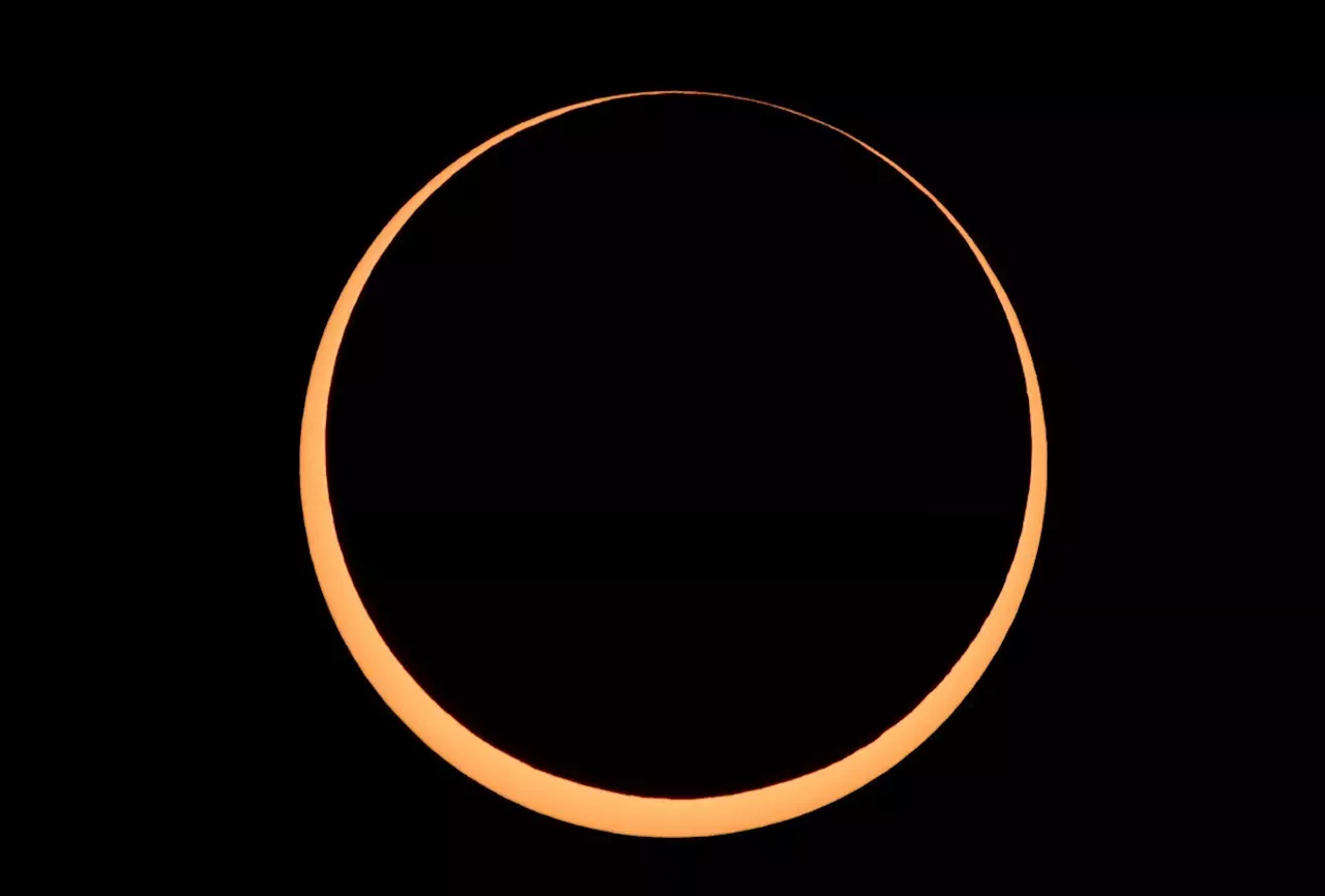 Eclipse Solar Anular: é Perigoso Olhar Diretamente Para O Sol Sem ...