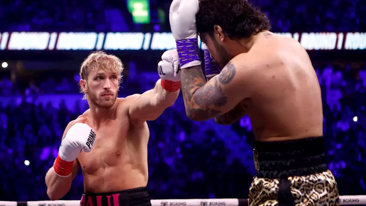 Logan Paul Beats Dillon Danis Via DQ In Complete Farce Of A Boxing ...