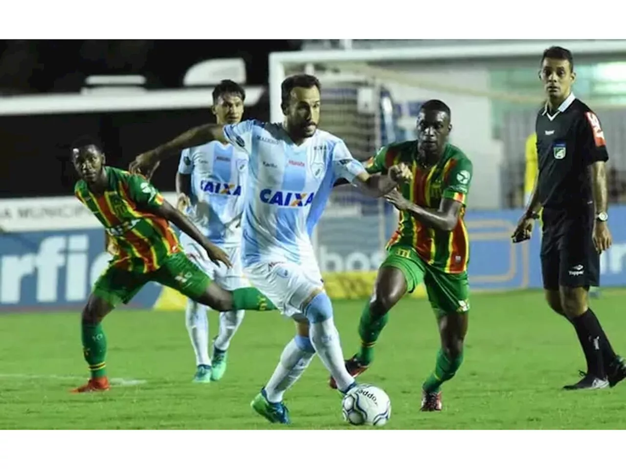 Londrina x Avaí: onde assistir ao vivo e horário do jogo pela Série B