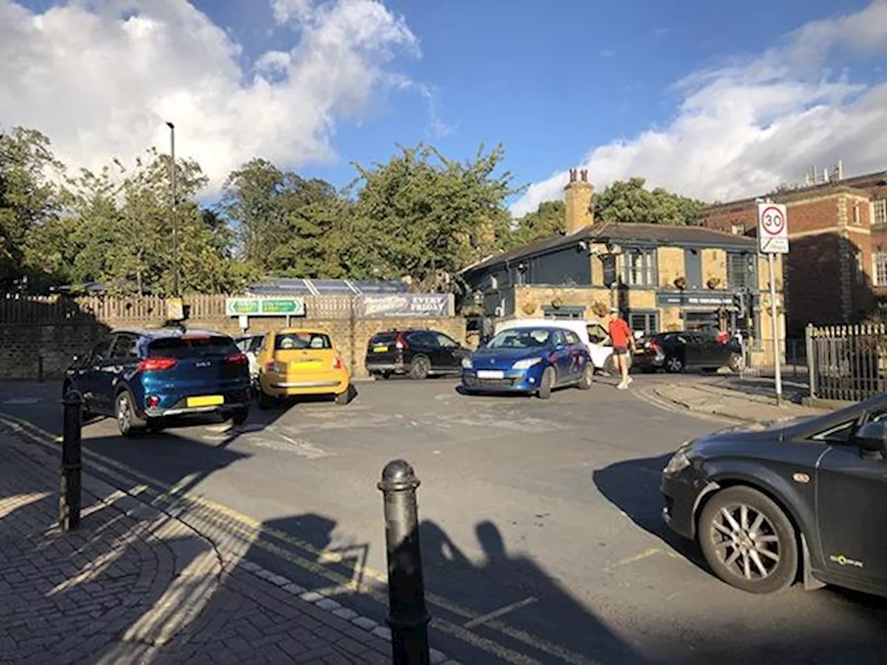 Construction work starts to improve safety on busy Leeds routes along A660 including Otley Road