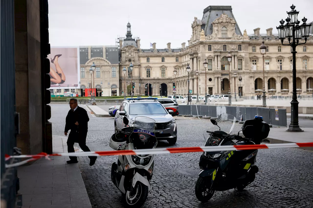 Pariser Louvre nach Drohung geräumt