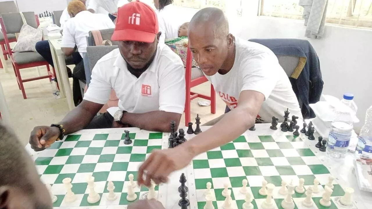 - Club RFI Lagos (Nigeria): initiation au jeu d’échecs