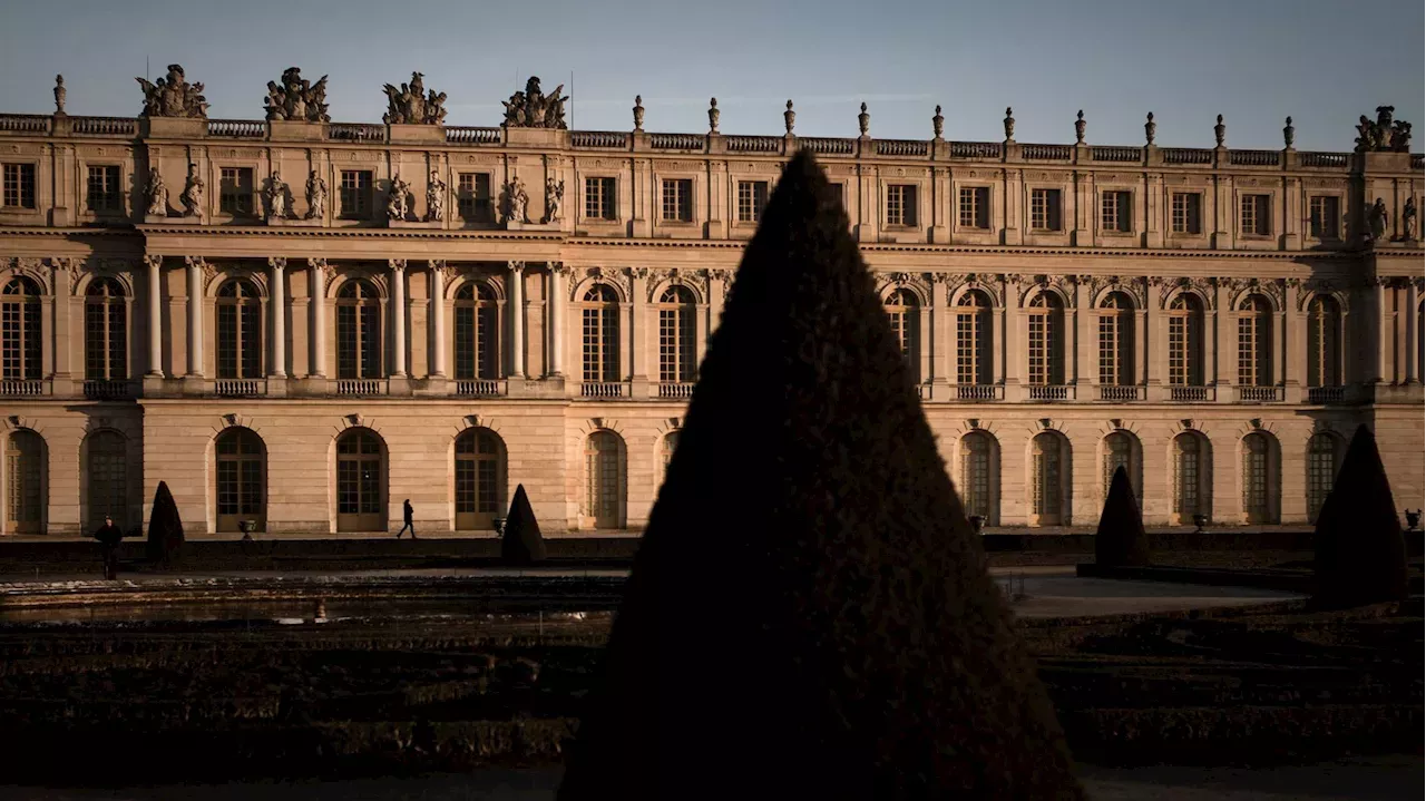 Alerte Urgence Attentat En France Après Le Musée Du Louvre Le Château De Versailles Est 7074