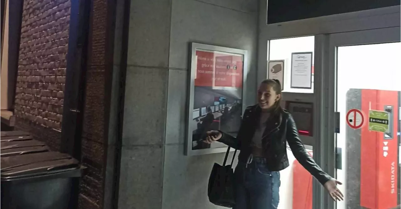 Impossible pour deux jeunes femmes de récupérer leur voiture dans le parking souterrain de Tournai : « Le