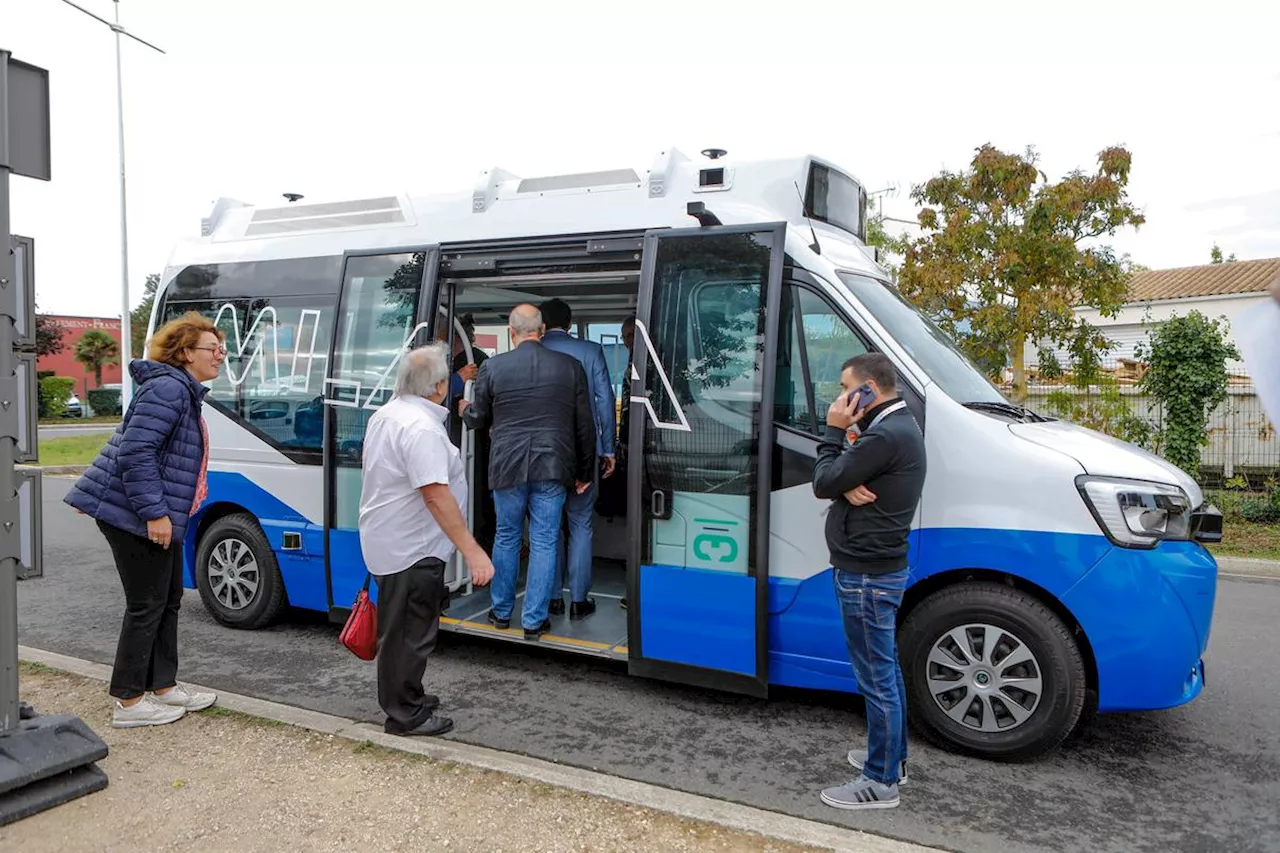 Charente-Maritime : un minibus automatisé en test en périphérie de La Rochelle