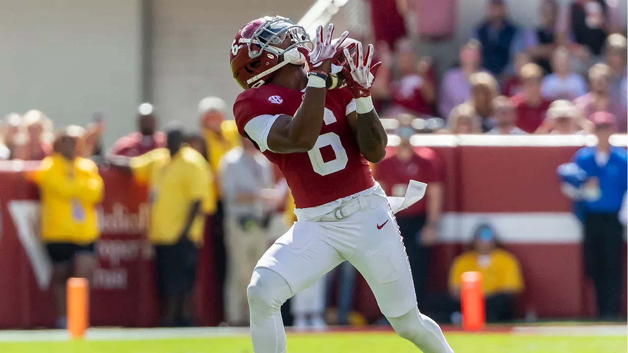 No. 11 Alabama holds off Arkansas to stay perfect in SEC