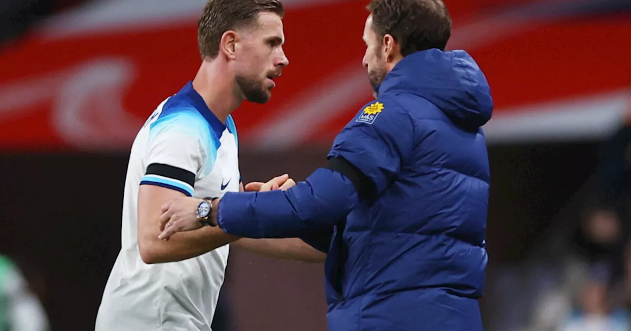 Henderson ble buet på av sine egne - får støtte av Southgate
