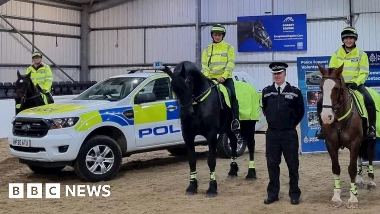 Horse riders help Dorset Police tackle rural crime