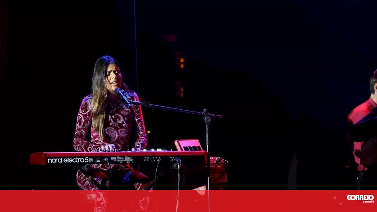 Homenagem a Amália em concerto de Cuca Roseta com orquestra em Lisboa