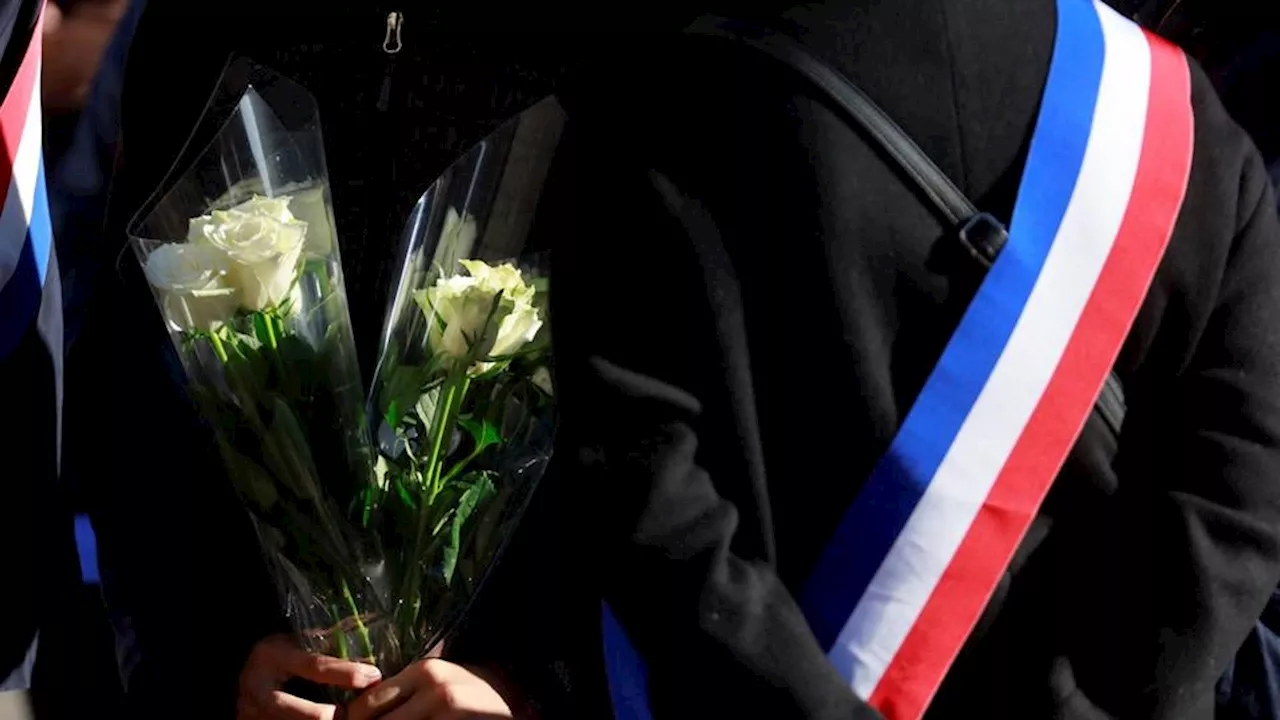 - Attentat à Arras : suivez le rassemblement citoyen en hommage à Dominique Bernard