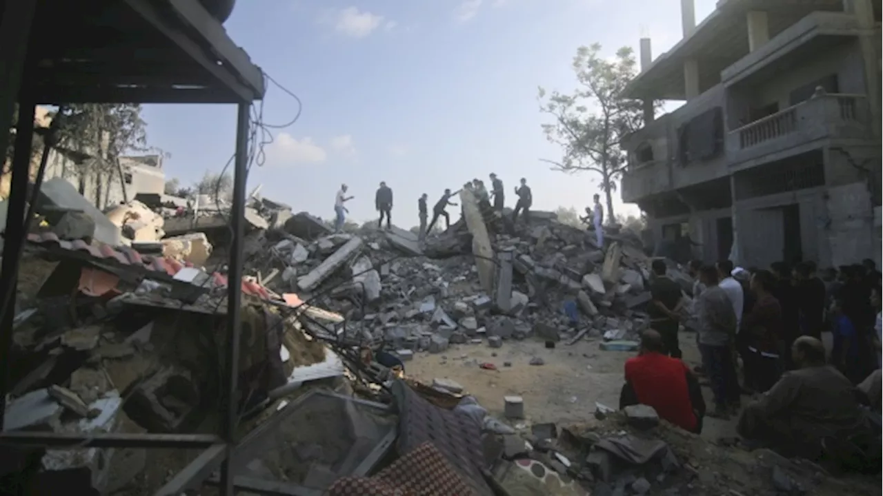 Gaza hospitals warn that thousands could die as supplies run low and ground offensive looms