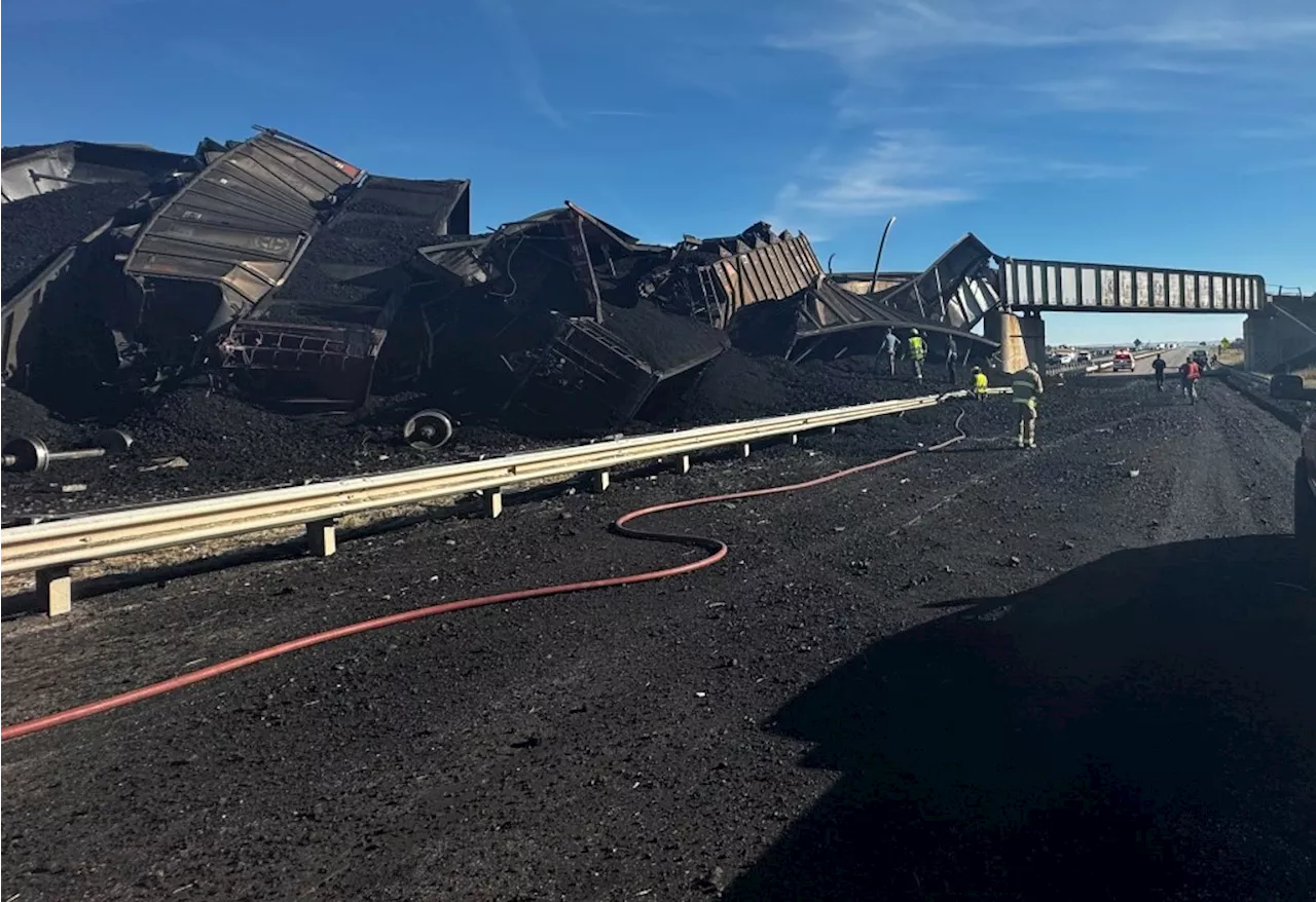 I-25 closed after train derails north of Pueblo