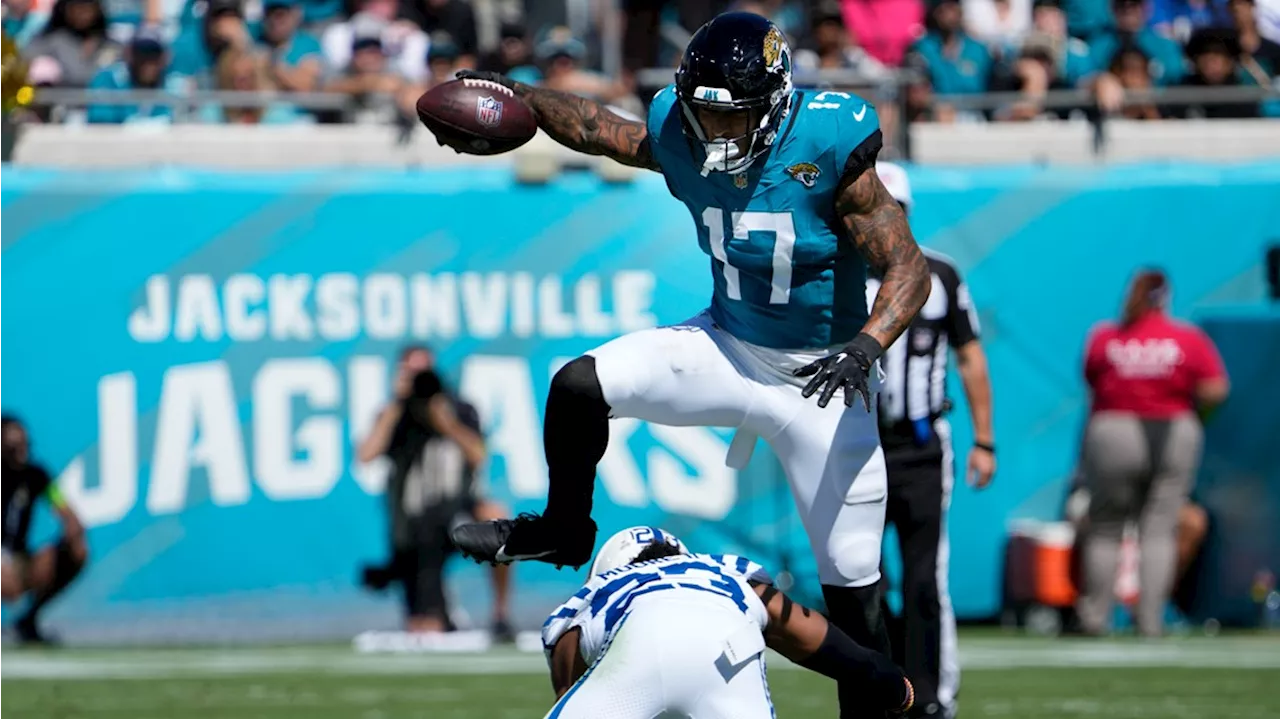 Jaguars pick up first home-win of the season over Colts 37-20