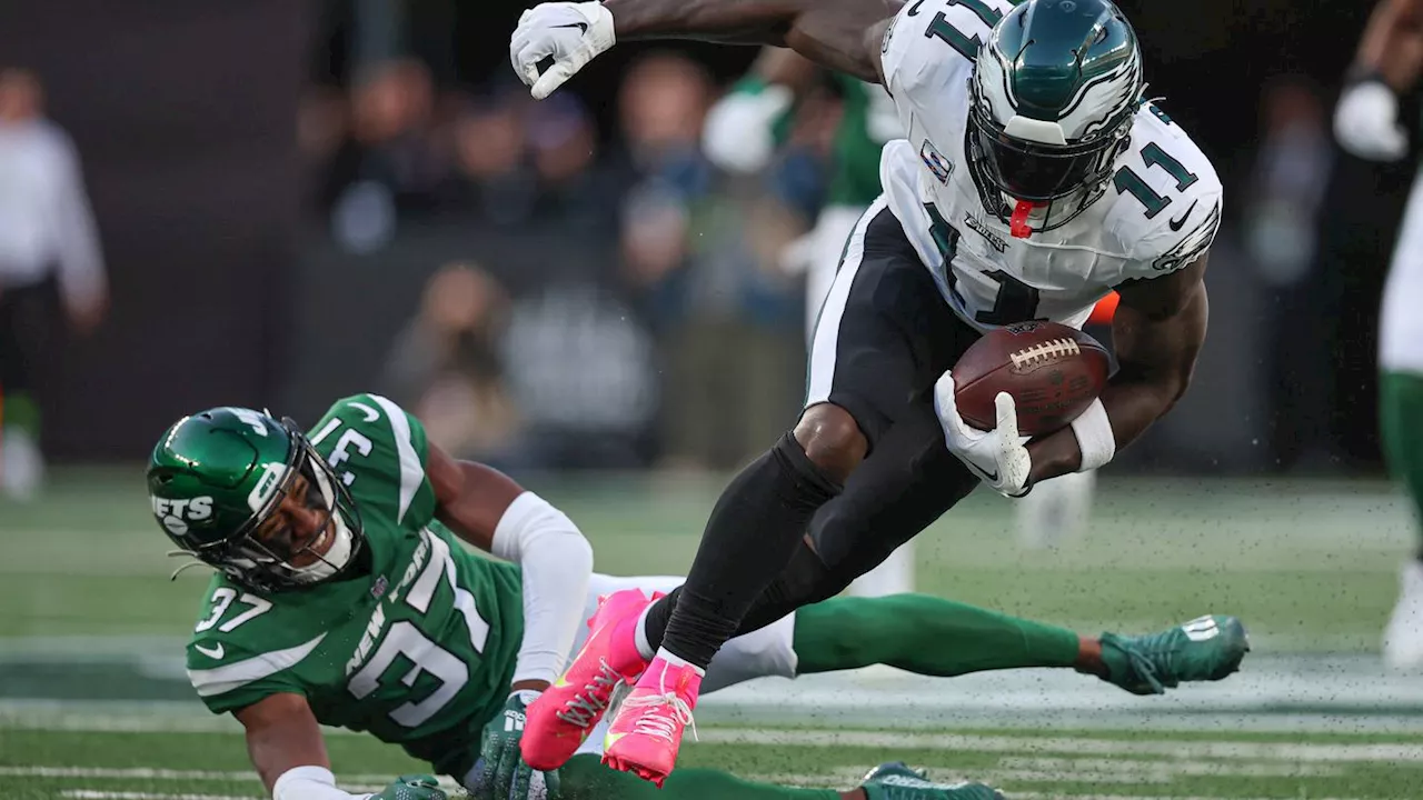 Jets' late INT, Breece Hall TD stun Eagles as NFL's last unbeaten team falls