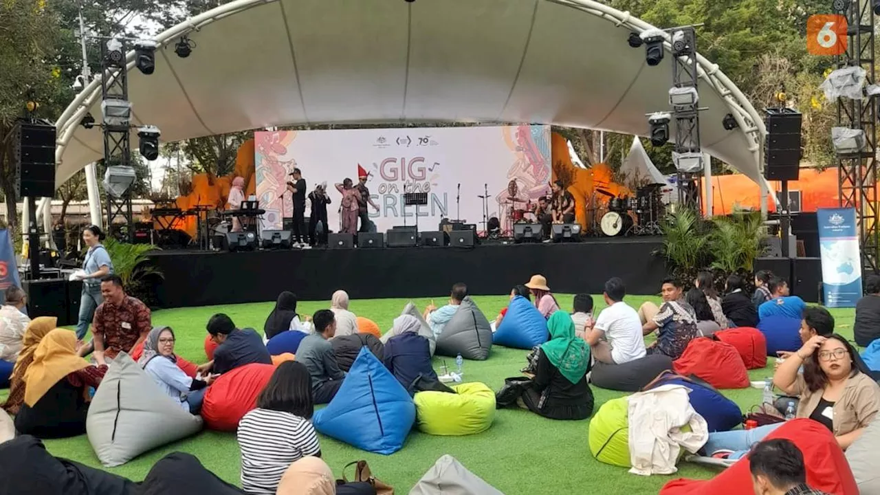 Tompi Meriahkan Gig on the Green, Festival Musik Mini dan Sesi Bagi Tips Lolos Beasiswa ke Australia