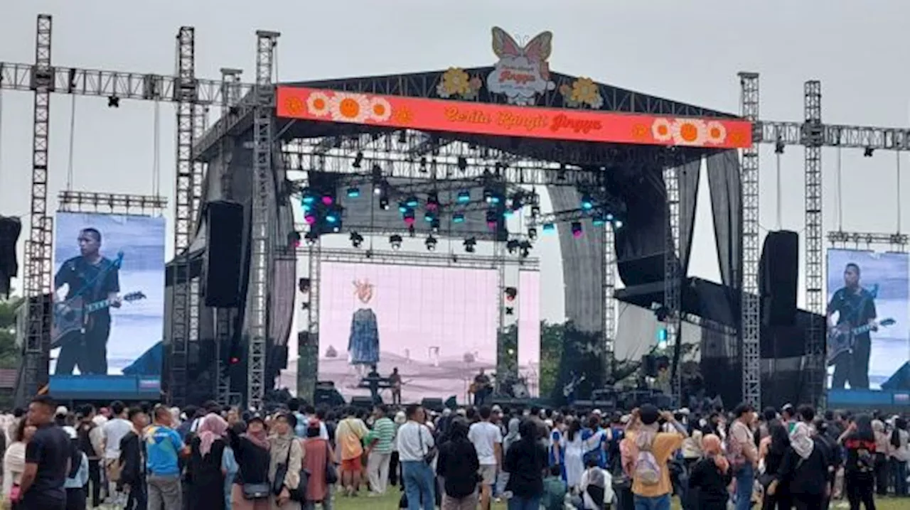 Festival Musik ‘Cerita Langit Jingga Disambut Meriah di Stadion Pakansari, Bogor