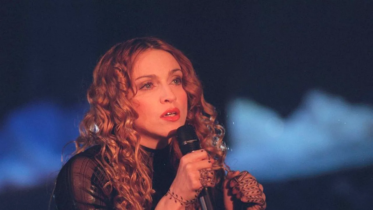 'Je ne pensais pas y arriver' : Madonna fait un tonitruant retour sur scène à Londres après sa grave infection