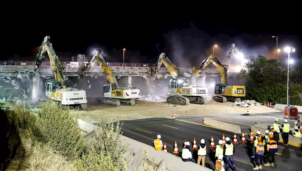 Revivez la spectaculaire démolition du pont de Vauguières, au-dessus de l'A709, à Montpellier