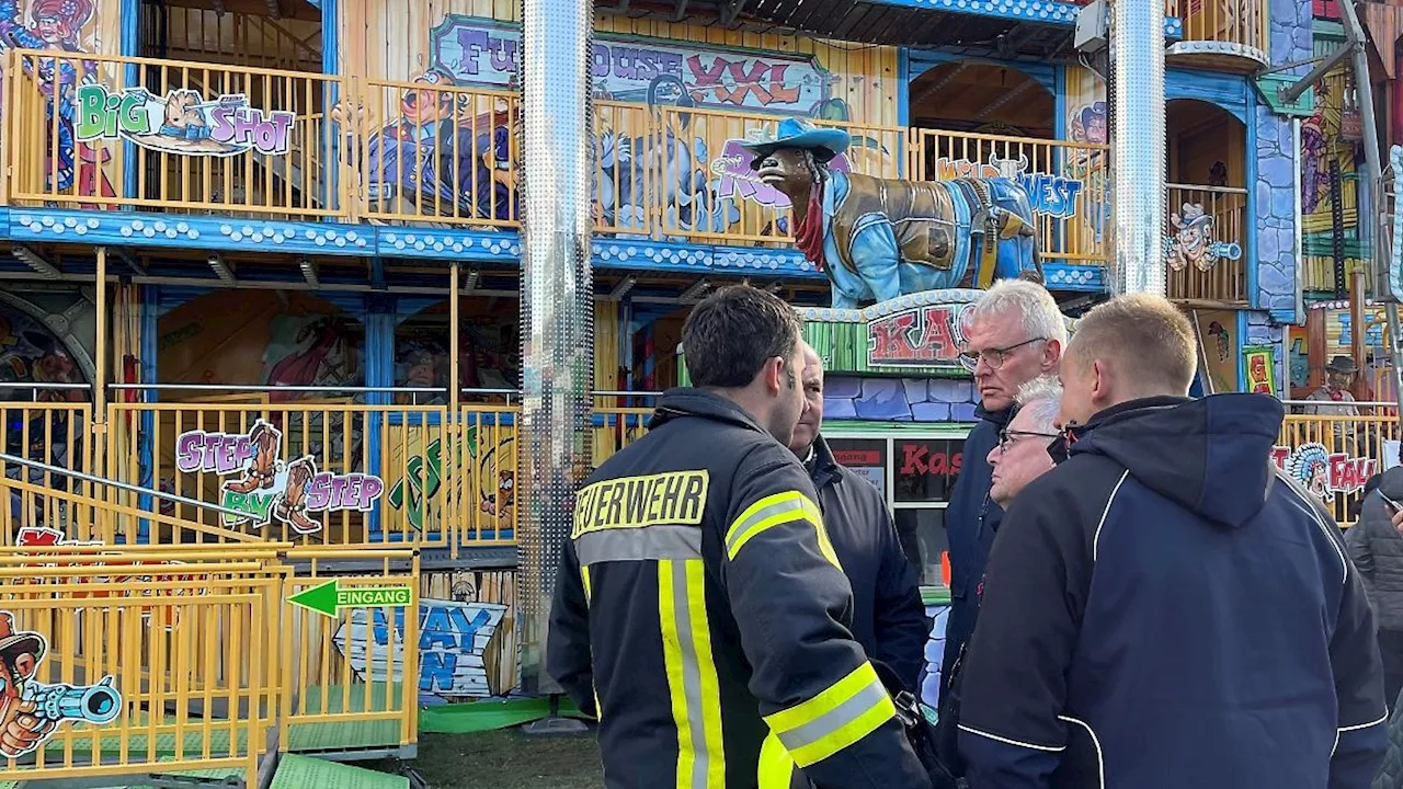 Nordrhein-Westfalen: Jahrmarkts-Besucher bei Sturz in Tiefe tödlich verletzt