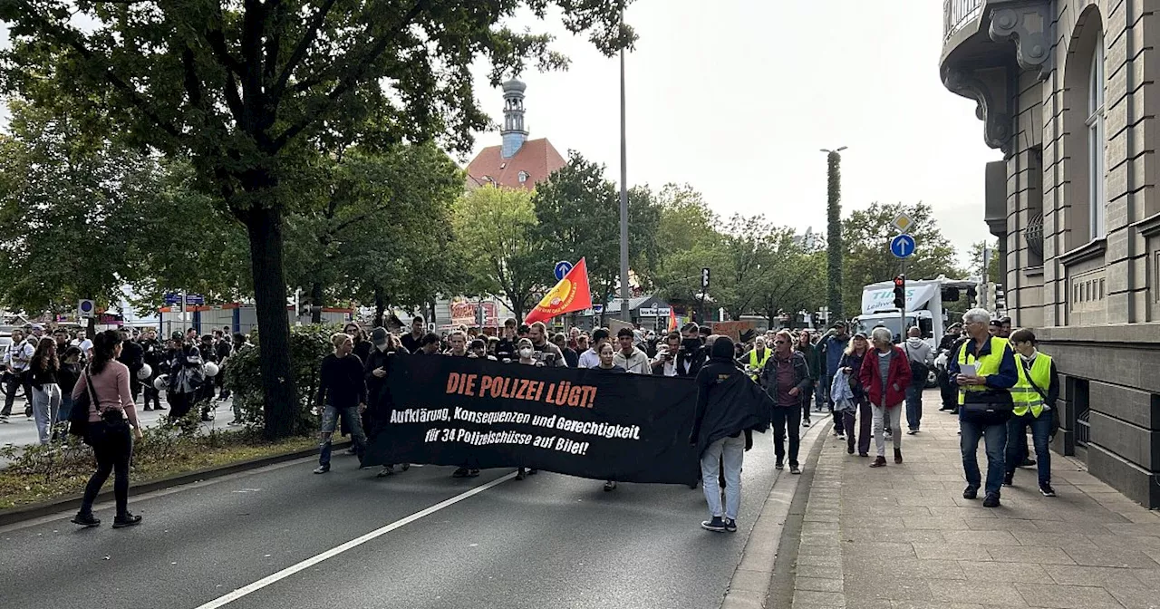 Anti-Polizei-Protest: Demo-Beobachtung in Herford hat deeskalierend gewirkt