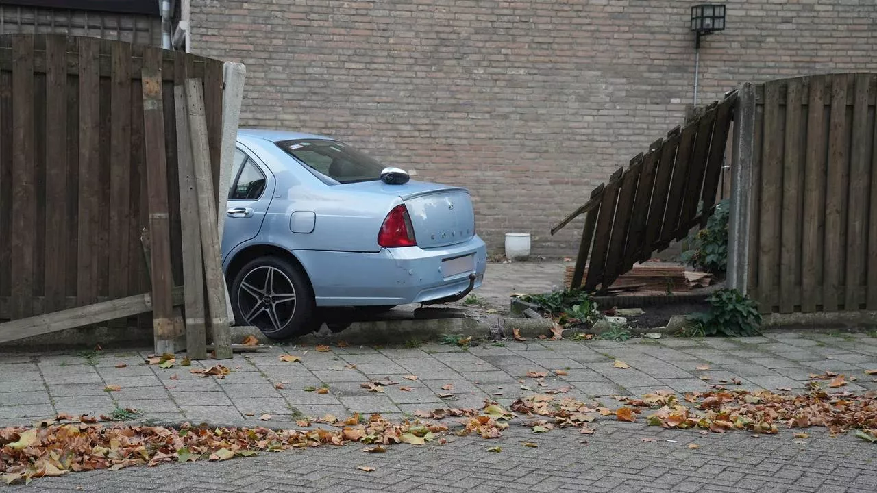 112-liveblog: man gewond bij steekpartij • auto vliegt uit de bocht