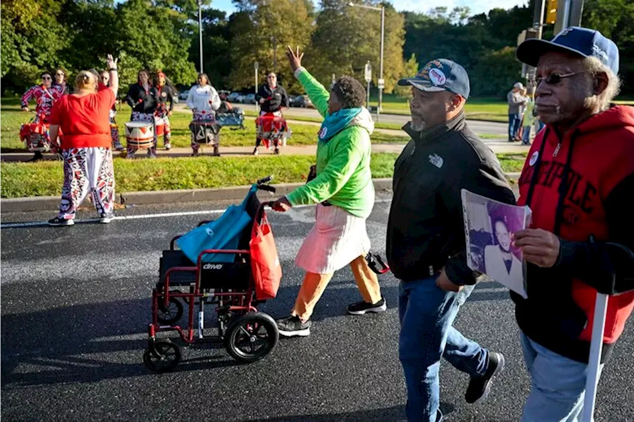 At Philly AIDS walk, ‘the condom lady’ fights on