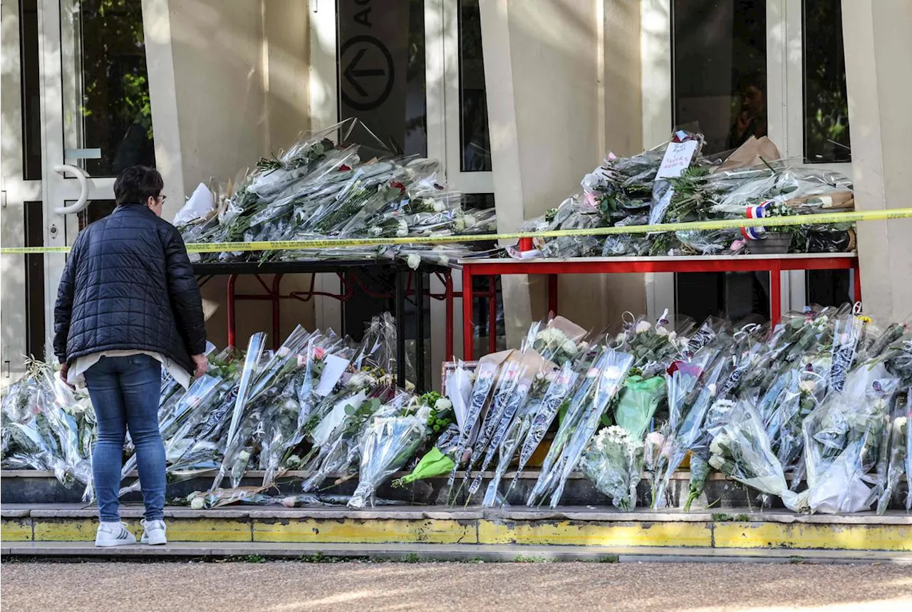 Attentat d’Arras : hommages à Dominique Bernard ce dimanche, le gouvernement affiche sa « fermeté »