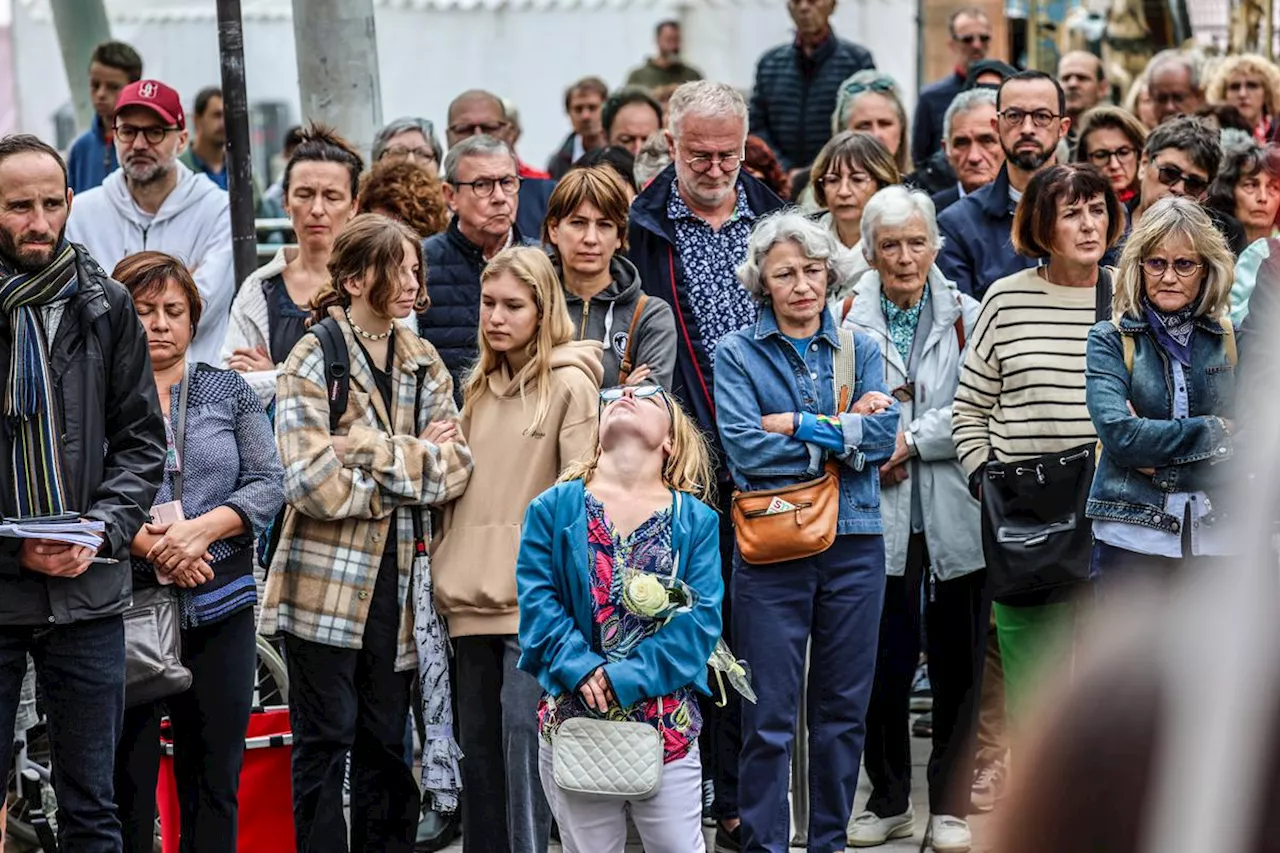 « Effroi, sidération » : après l’attentat à Arras, un rassemblement réunit 400 personnes à Pau