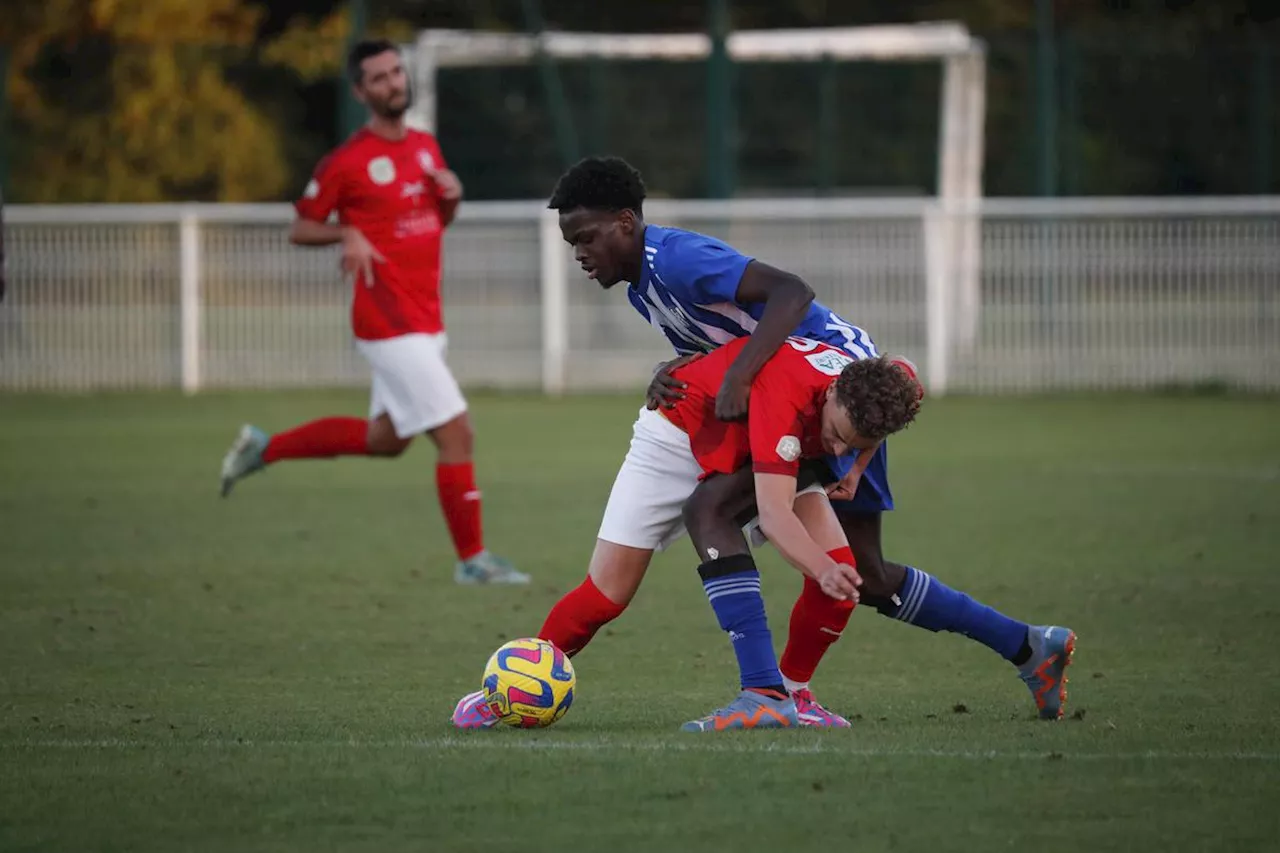 Football (R1) : l’Entente Sportive La Rochelle n’aime pas la Vienne