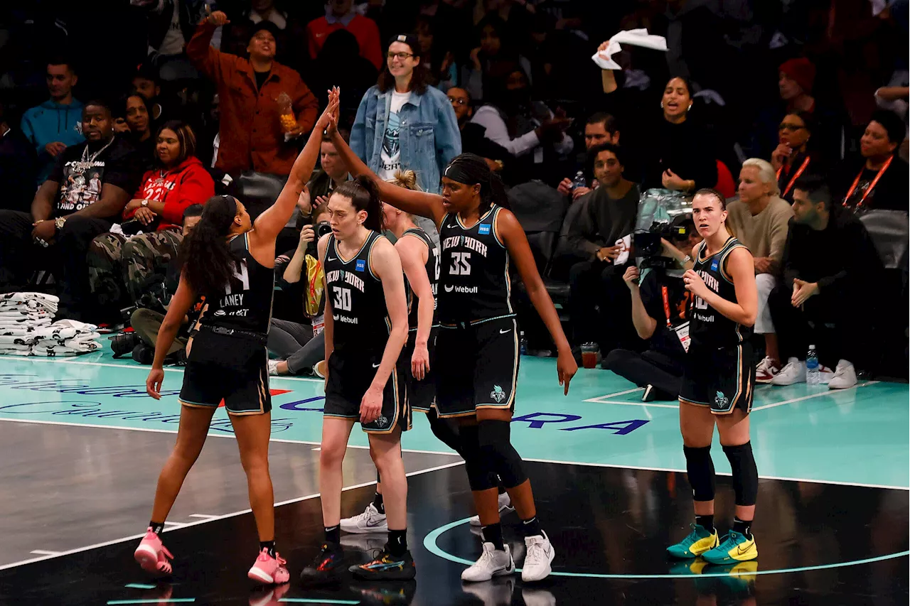 Liberty force Game 4 vs. Aces in WNBA Finals: How Chelsea Gray’s apparent injury could impact series