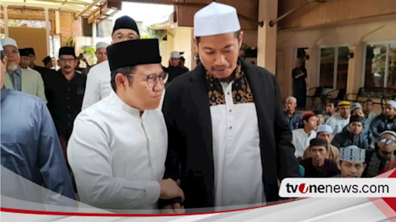 Kiai Ponpes Al Fatah Temboro beri Pesan ke Pasangan AMIN : Satukan Kebhinnekaan dan Perbanyak Tirakat