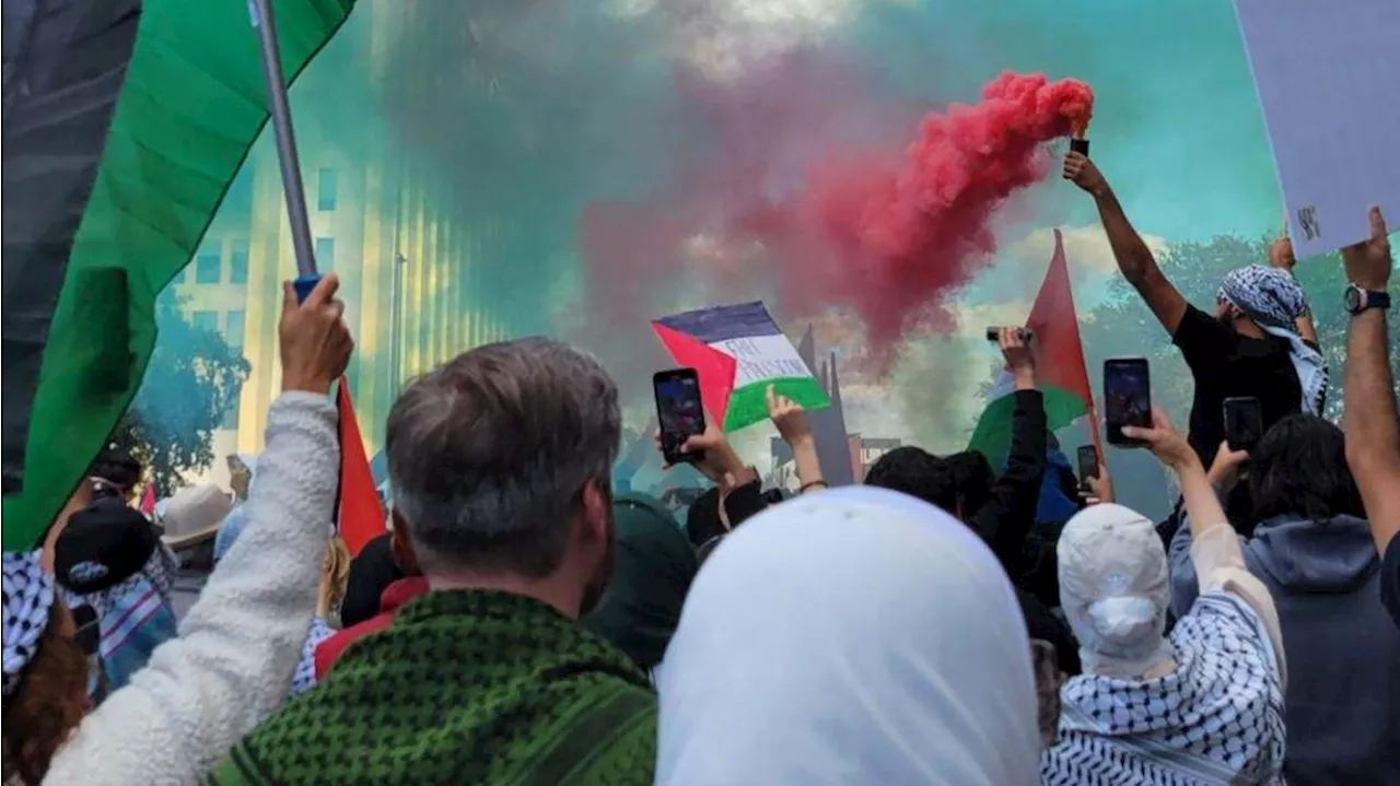 Hundreds gather in Dallas in support of Palestine amid Israel-Hamas conflict