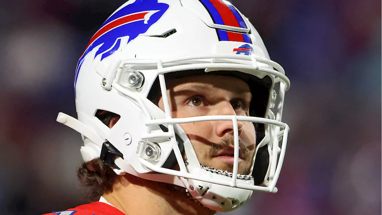 Josh Allen gets X-ray on throwing shoulder after close win over Giants