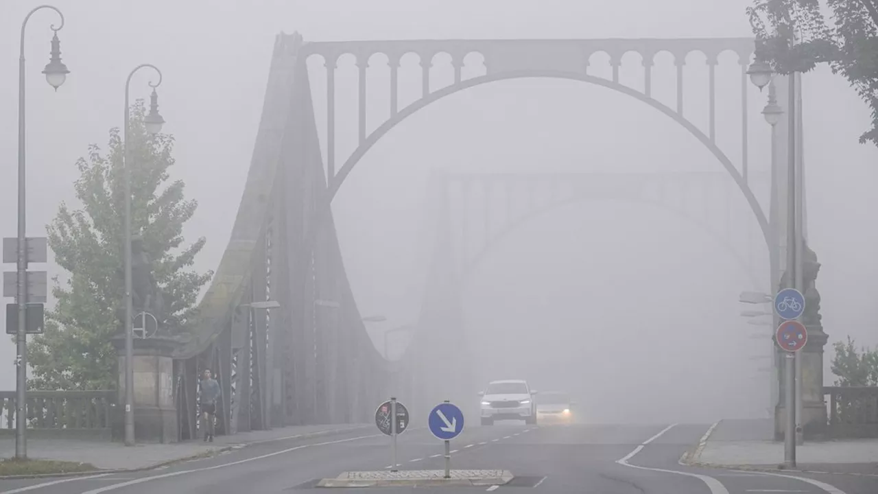 Der TCS warnt vor Gefahren im Herbst auf Schweizer Strassen