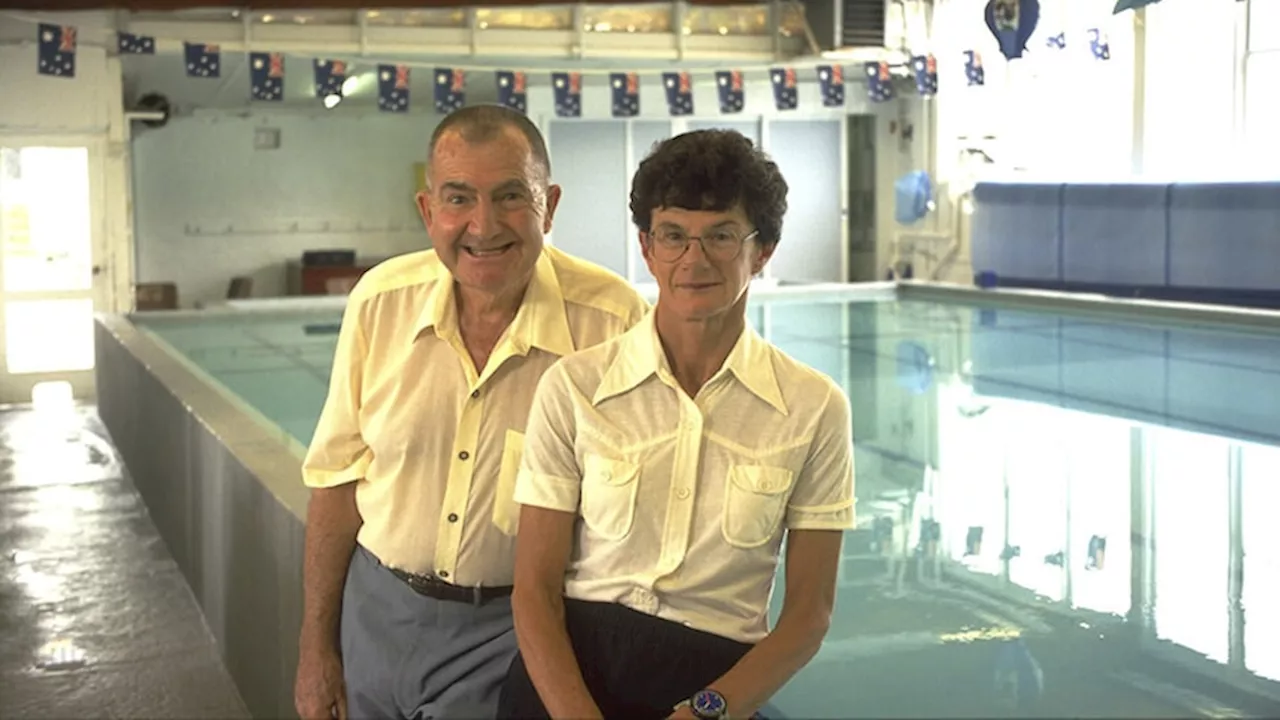 Pioneering Australian swim coach Ursula Carlile dies at age 86